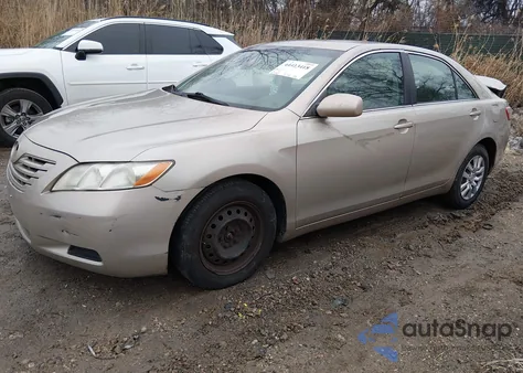 2009 Toyota Camry Le z USA, uszkodzony, nr VIN 4T1BE46K09U831400